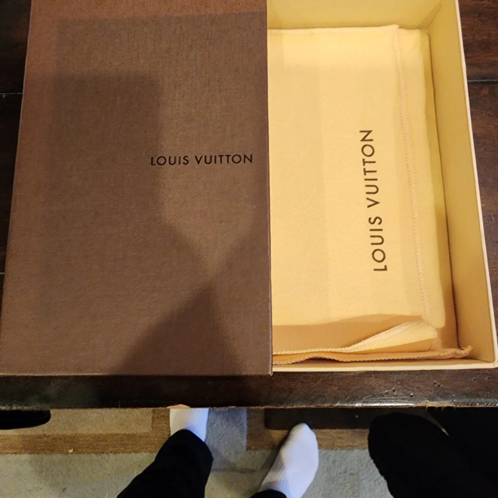 Louis Vuitton Long Wallet Gift Box With Dust Bag